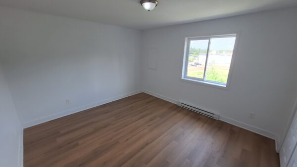 Appartement 2 chambres à louer à Saint-Lin, idéal pour un logement confortable en juillet. Spacieux, lumineux, avec vue sur l’extérieur, parfait pour une famille ou un professionnel.