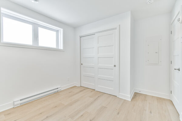 Appartement lumineux avec 3 chambres à Saint-Paul, idéal pour famille ou investisseurs, situé dans un quartier calme et recherché, disponible en août.